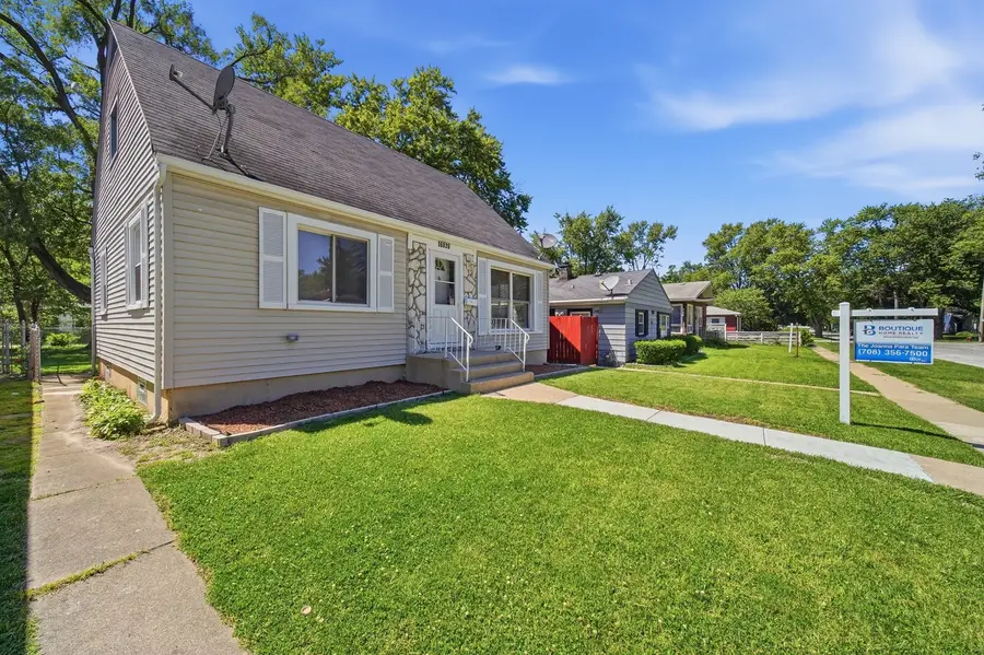 16820 S Crane Avenue, Hazel Crest, IL 60429 - #2