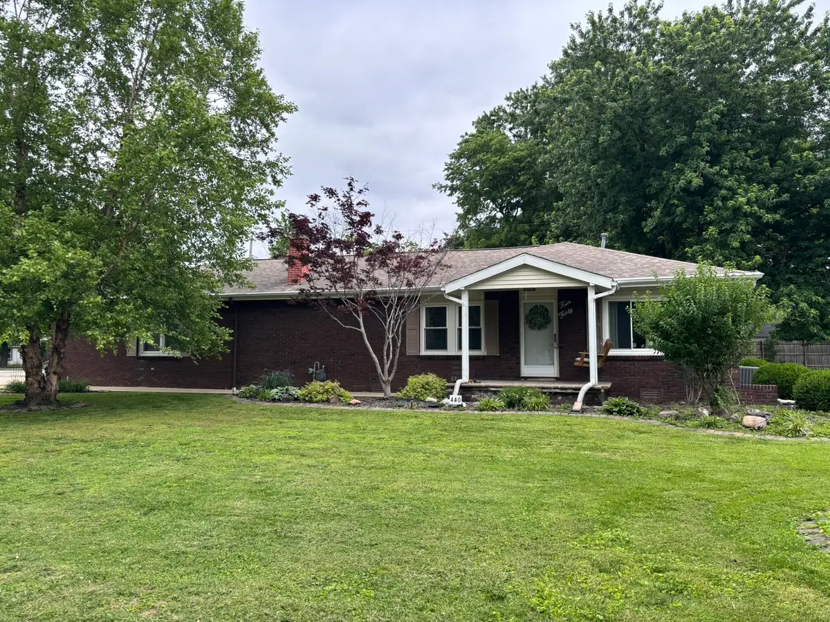 440 N Indiana Avenue, Salem, IL 62881 - #1