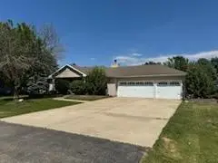 122 Windward Lane, Rochelle, IL 61068 - #1
