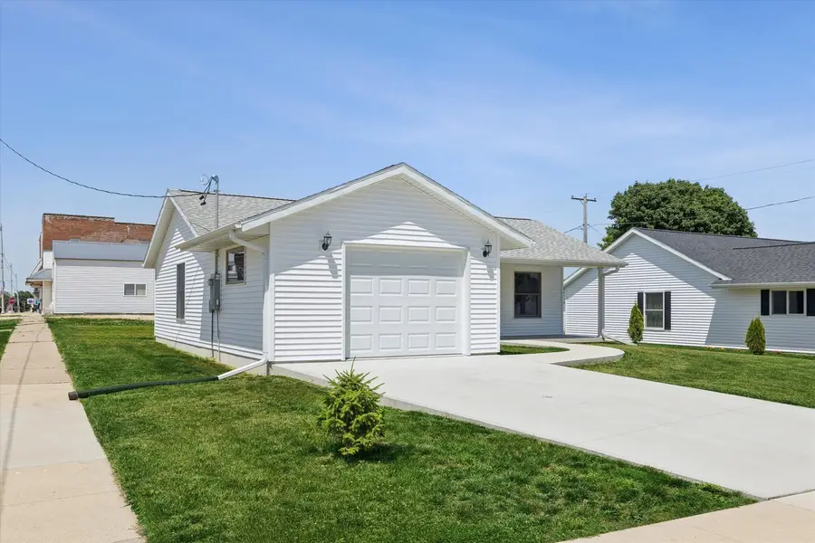 301 Church Avenue, Lost Nation, IA 52254 - #3