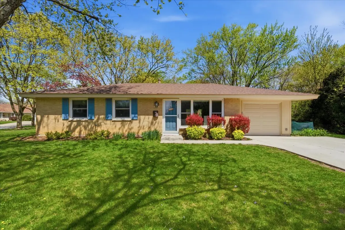 924 Bradford Lane, Schaumburg, IL 60193 - #1