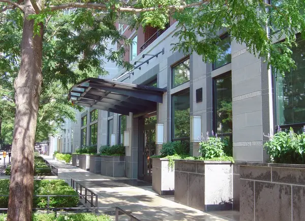 270 E Pearson Street #701-801, Chicago, IL 60611