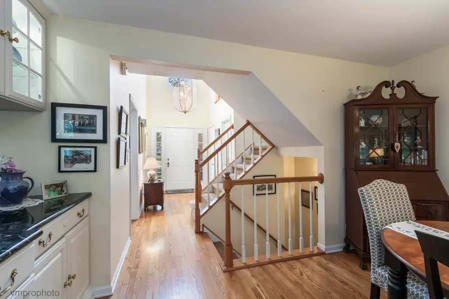 1916 W Ashbury Lane, Inverness, IL 60067 - #3