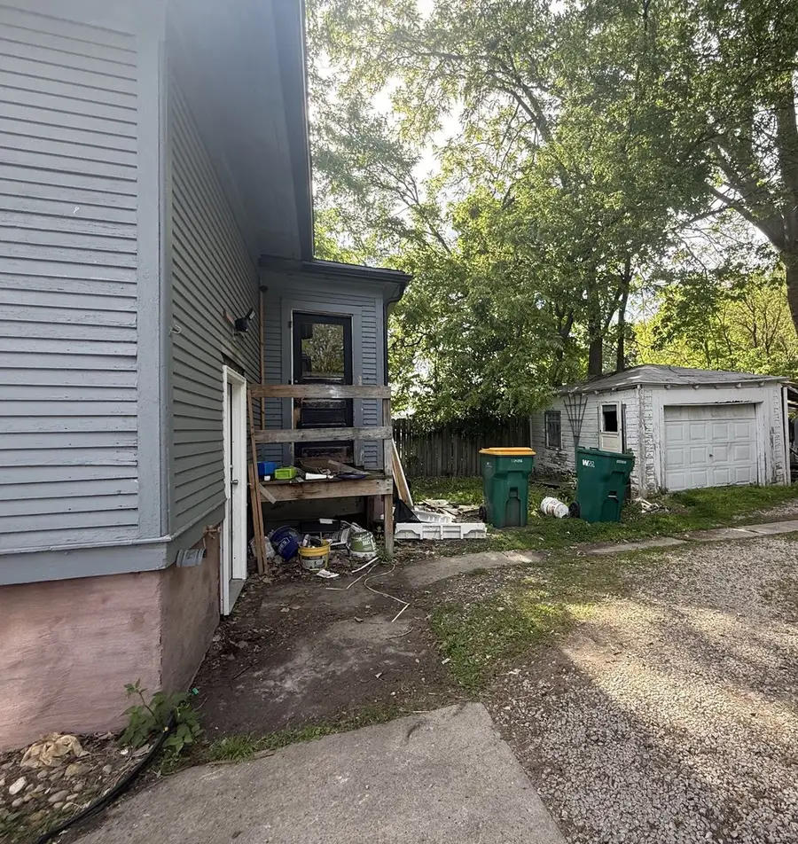 811 E Knox Street, Galesburg, IL 61401 - #3