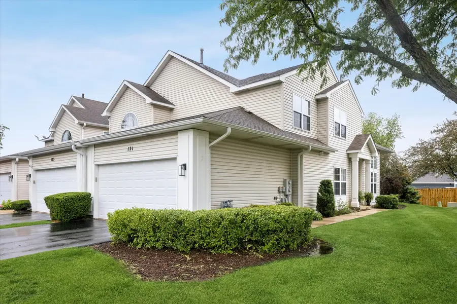 121 S Barton Trail, Batavia, IL 60510 - #2