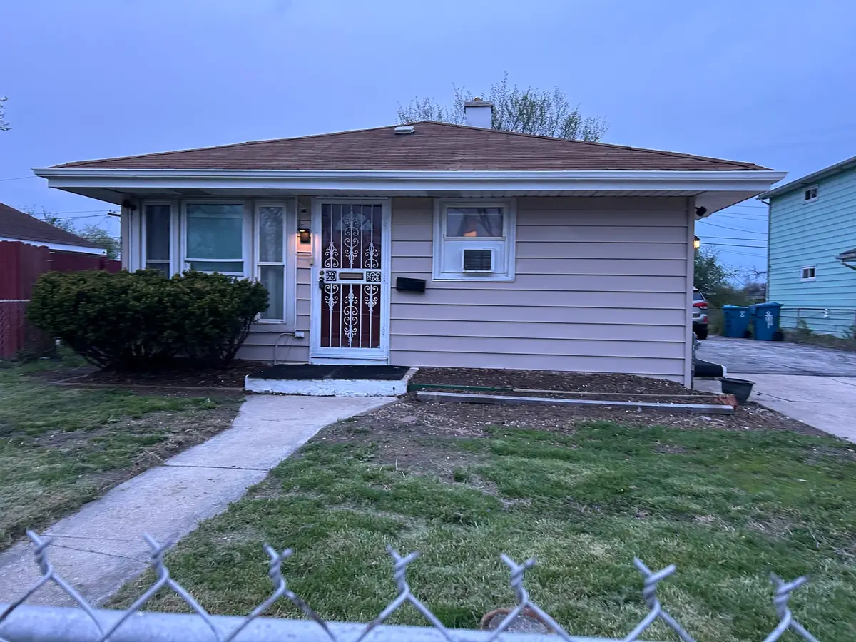 41 Circle Drive, Dixmoor, IL 60426 - #1