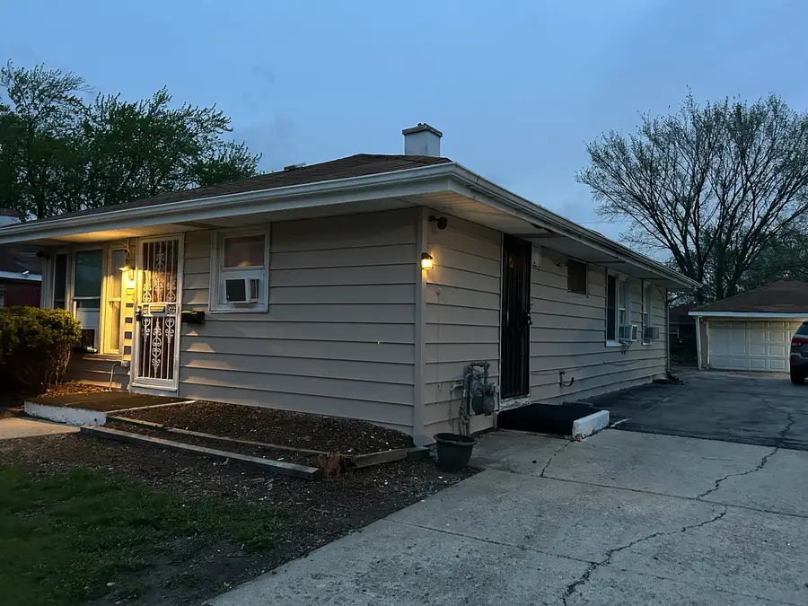 41 Circle Drive, Dixmoor, IL 60426 - #2