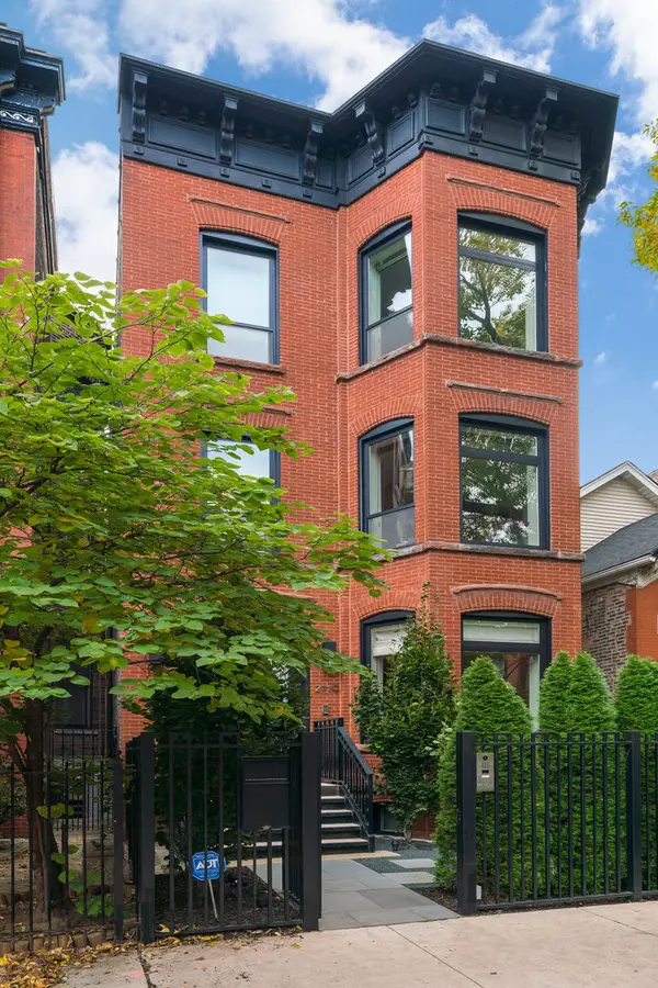 2119 N Kenmore Avenue, Chicago, IL 60614