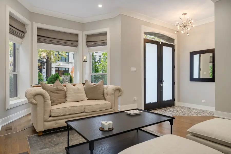 2119 N Kenmore Avenue, Chicago, IL 60614 - #3