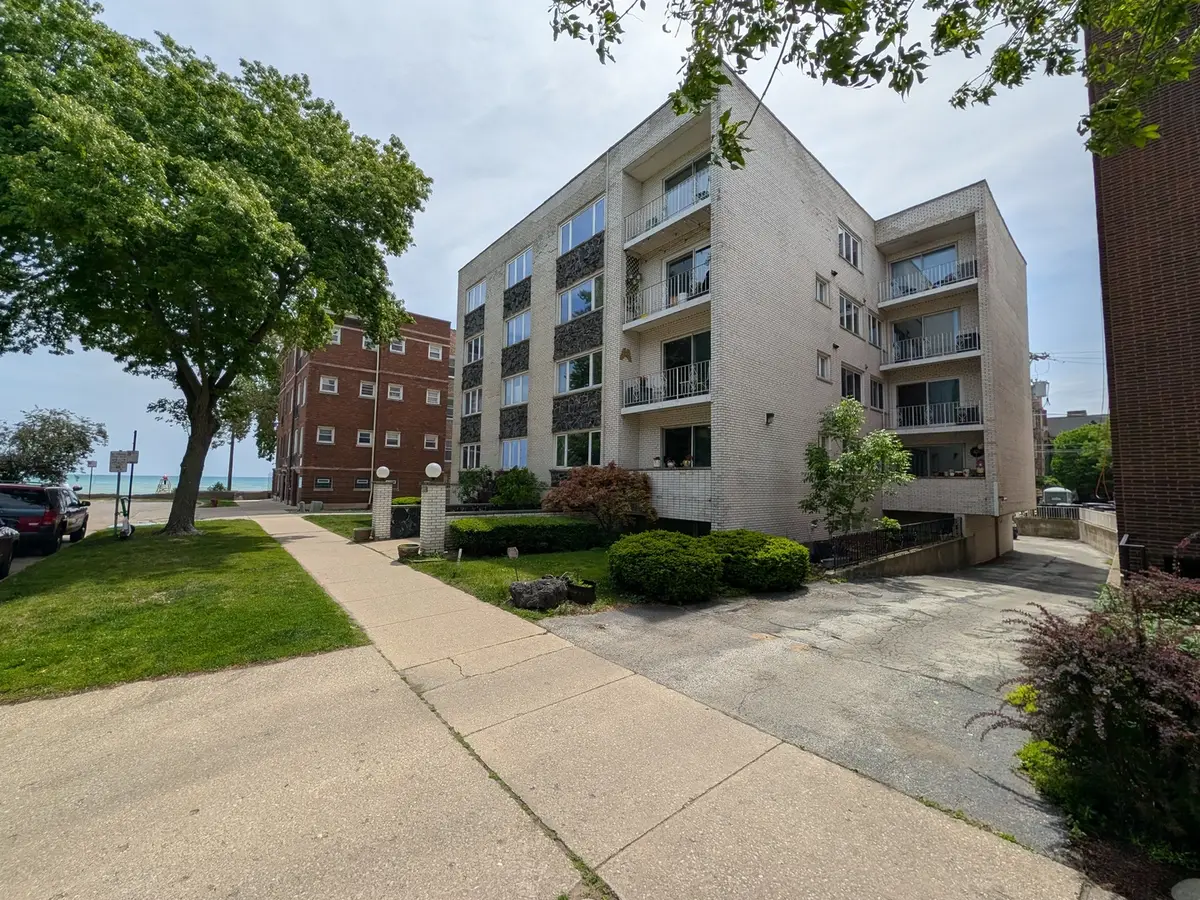 1057 W Pratt Boulevard #3C, Chicago, IL 60626 - #1
