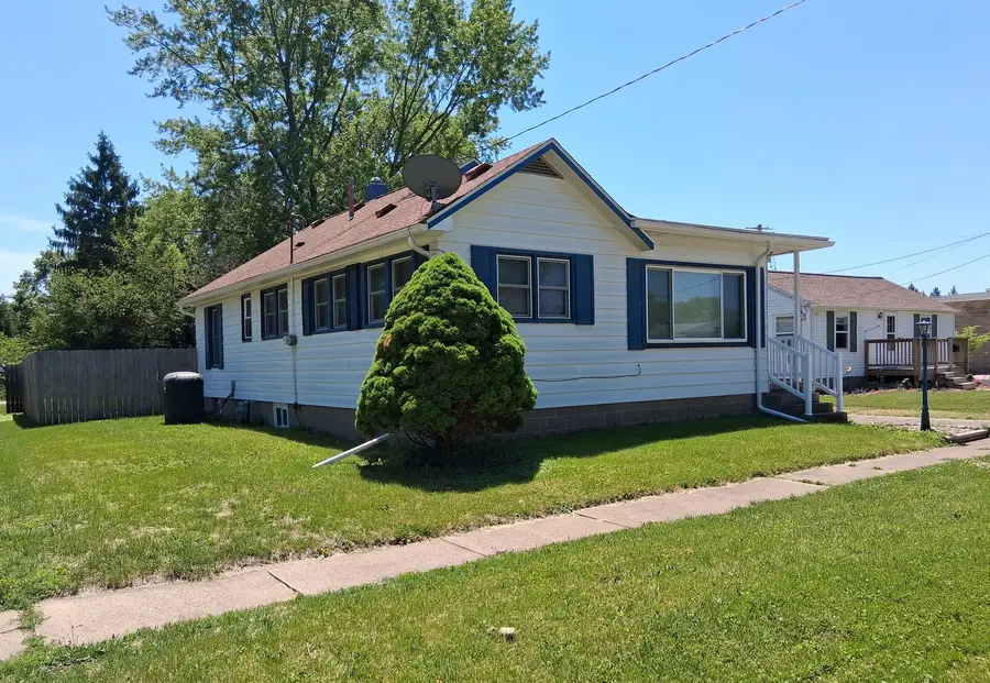 619 Dewey Avenue, Kewanee, IL 61443 - #2