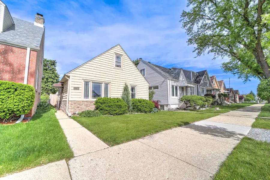 3330 N Orange Avenue, Chicago, IL 60634 - #3