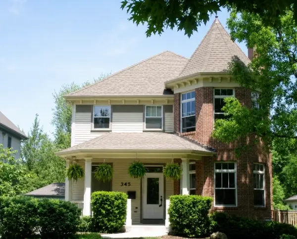 345 Madison Avenue, Glencoe, IL 60022