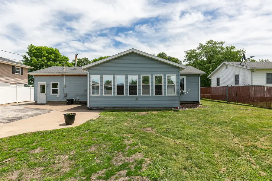108 E 5th Street, Coal Valley, IL 61240 - #2