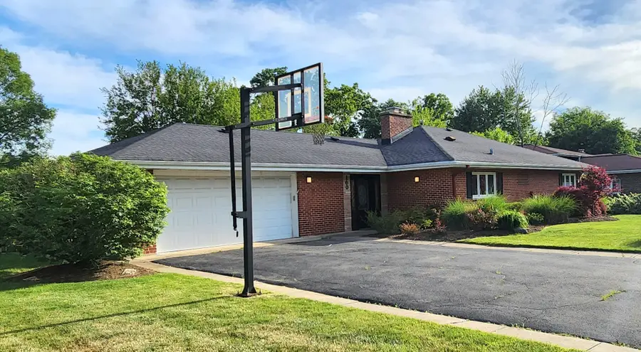 160 S Spring Oaks Drive, Wood Dale, IL 60191 - #2