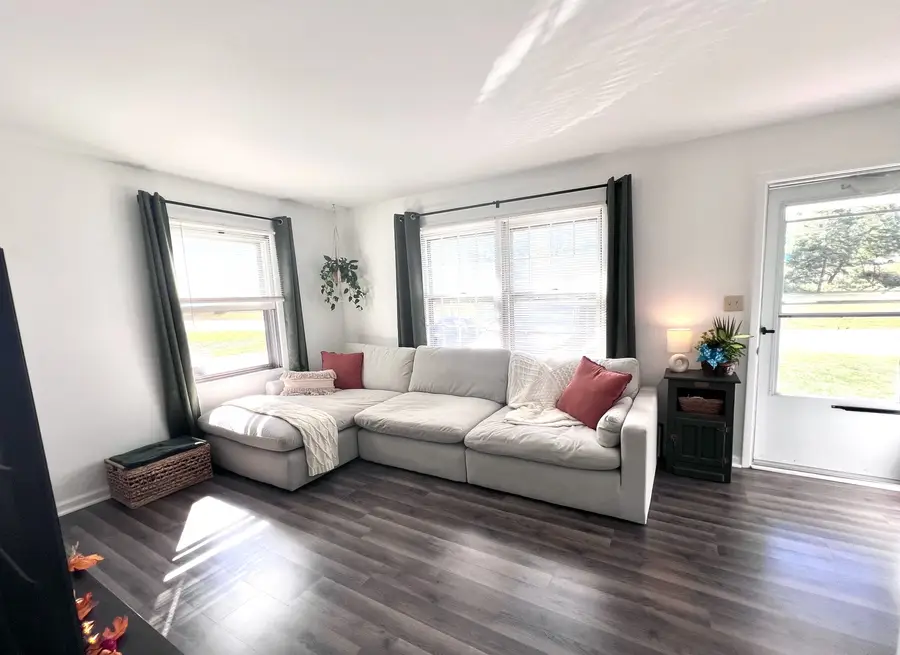 2613, 2615 Hawthorne Drive, Bettendorf, IA 52722 - #3