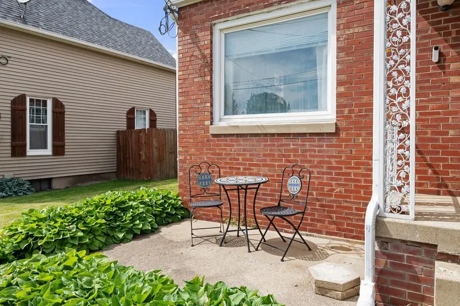 522 Pine Street, Kewanee, IL 61443 - #3