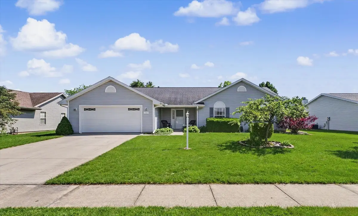 1507 E Grand Avenue, Saint Joseph, IL 61873 - #1