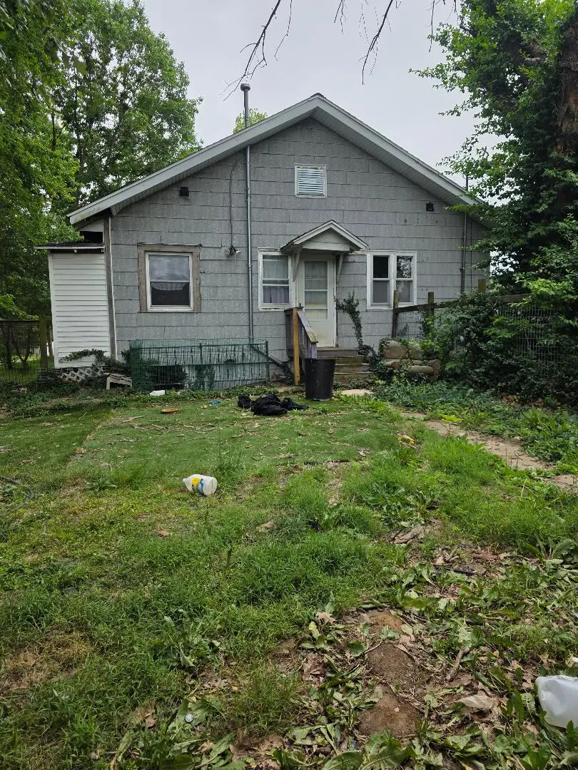 801 Maple Street, Zeigler, IL 62999 - #2