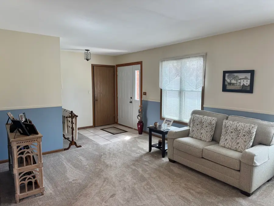 1900 Powder River Path, Elgin, IL 60123 - #3
