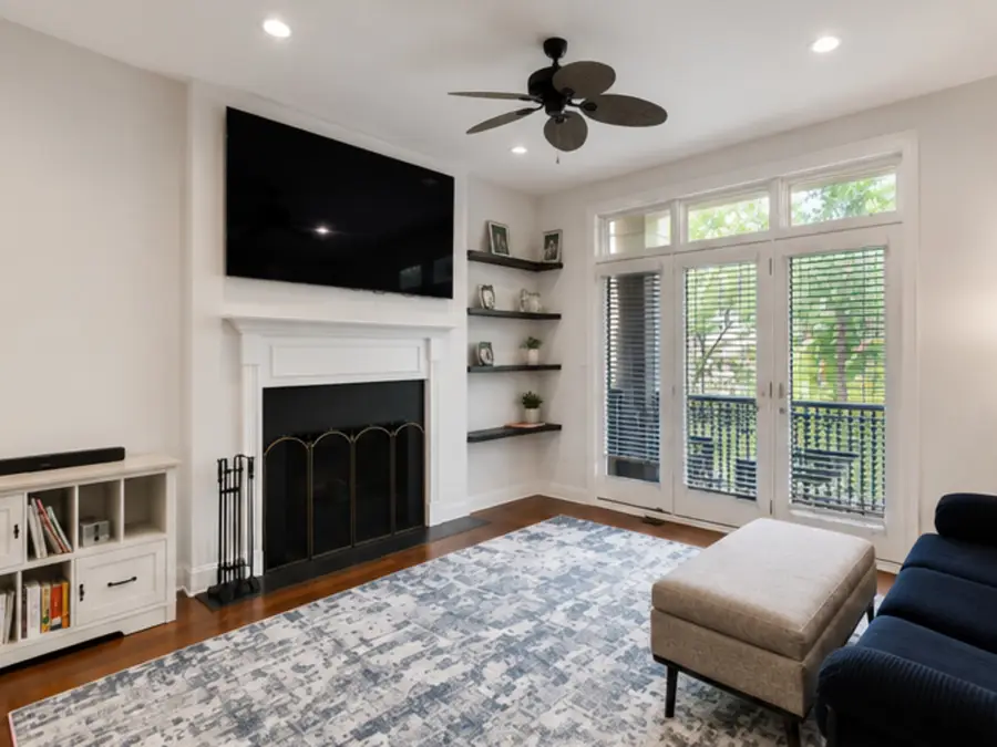 1625 W Estes Avenue #C, Chicago, IL 60626 - #3