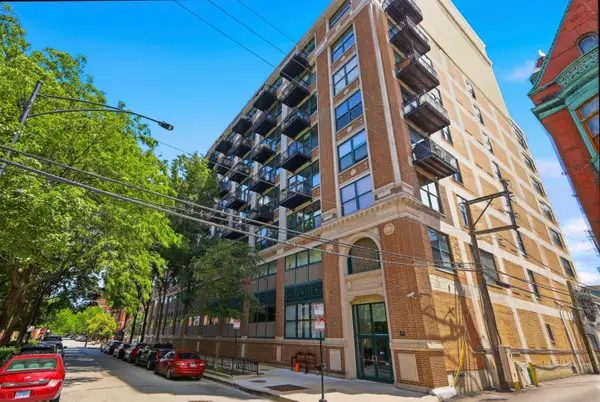 221 E Cullerton Street #812, Chicago, IL 60616