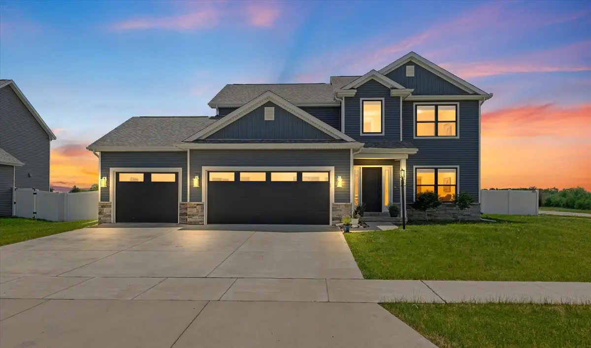 301 Sutton Street, Savoy, IL 61874 - #1