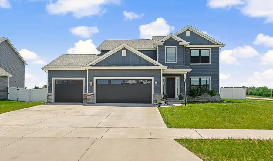 301 Sutton Street, Savoy, IL 61874 - #2