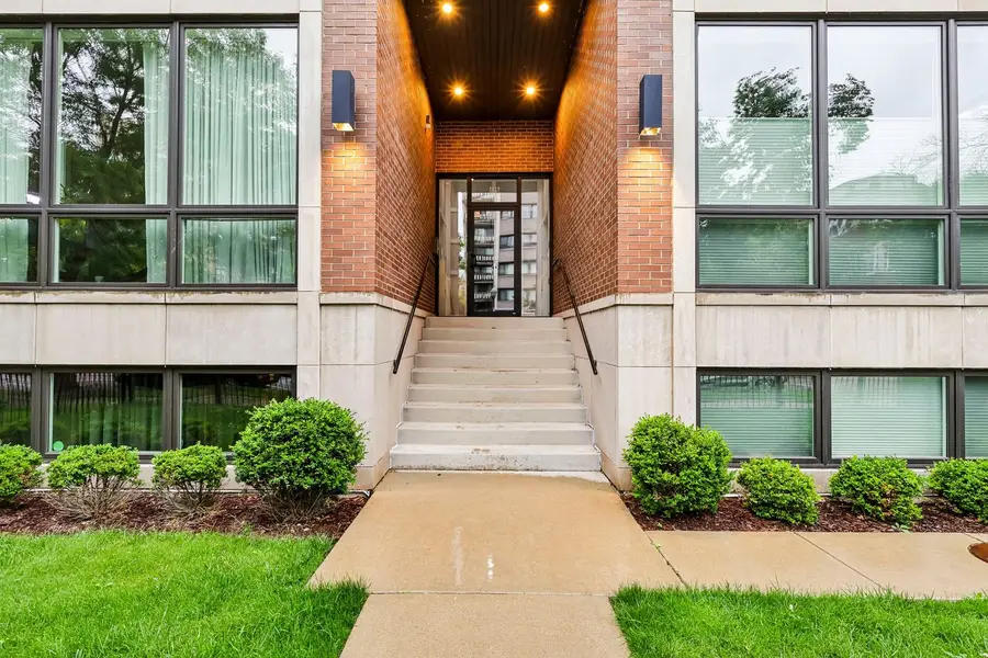 6157 N Kenmore Avenue #3N, Chicago, IL 60660 - #2