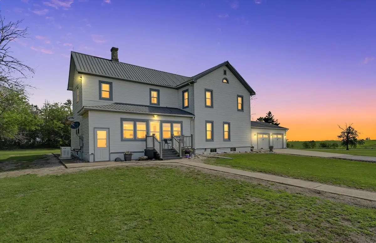 981 N 1200e Road, Melvin, IL 60952 - #1