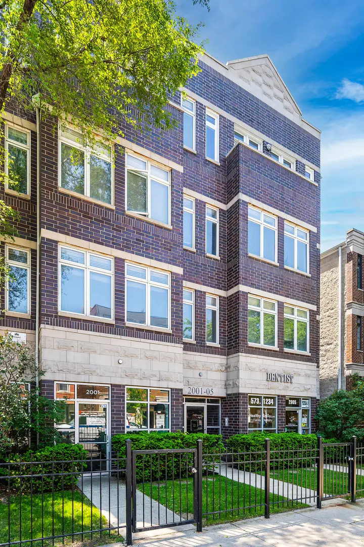 2001 W Addison Street #3E, Chicago, IL 60618 - #1