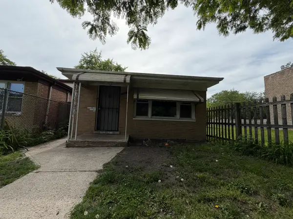 Address Withheld By Seller, Chicago, IL 60621