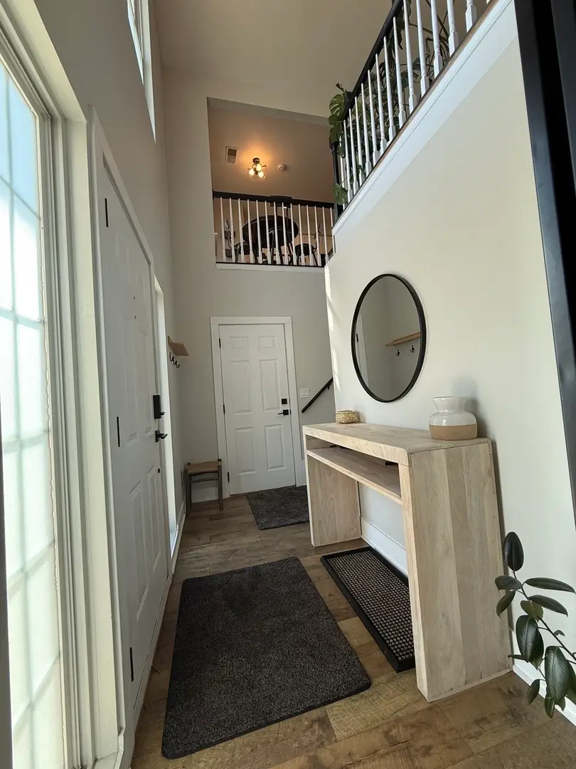 603 Stone Brook Court, Elk Grove Village, IL 60007 - #3