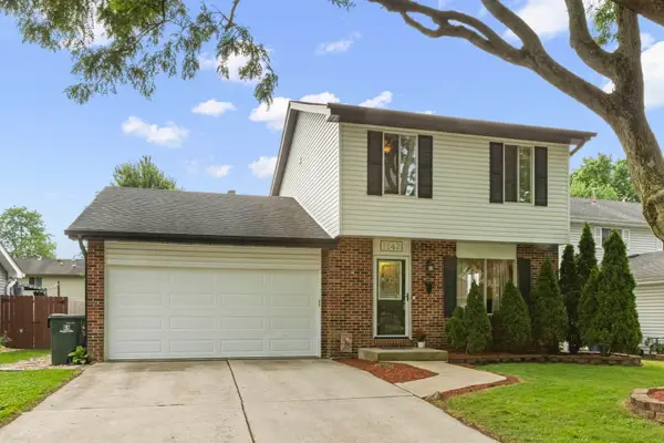Address Withheld By Seller, Naperville, IL 60563