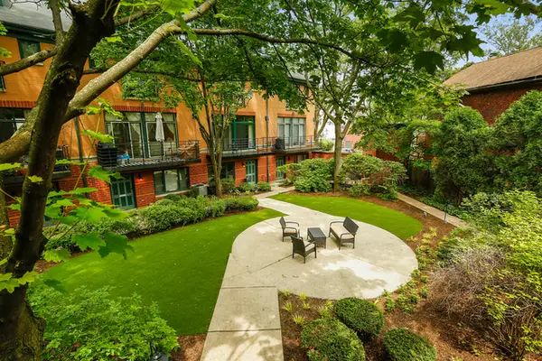 1530 N Elk Grove Avenue #L, Chicago, IL 60622
