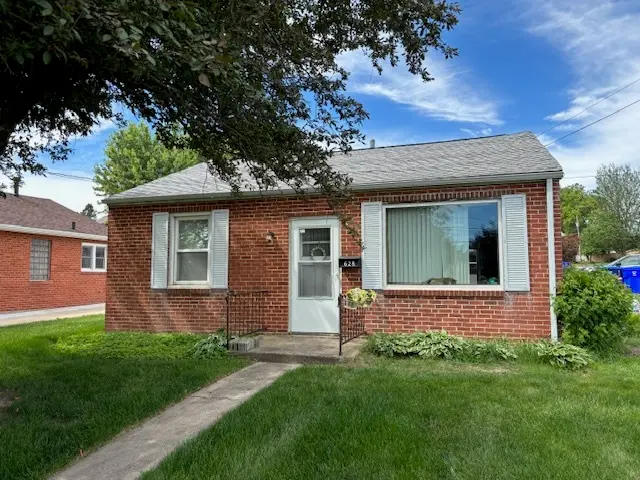 628 E Division Street, Kewanee, IL 61443 - #1