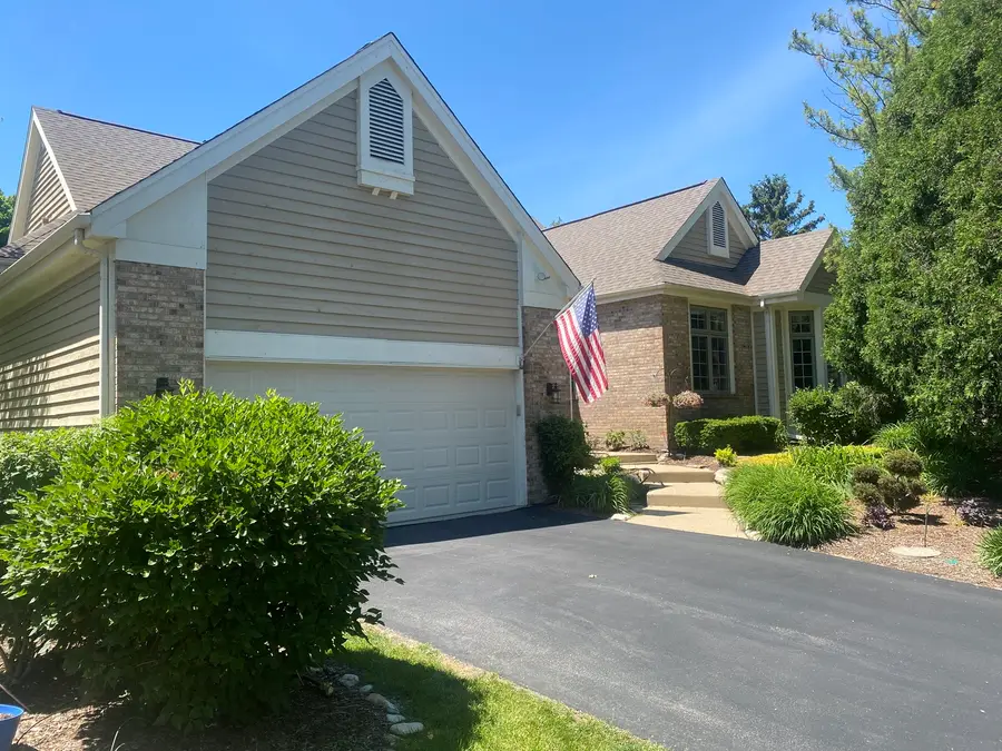 3 Sunvalley Court, Lake In The Hills, IL 60156 - #2