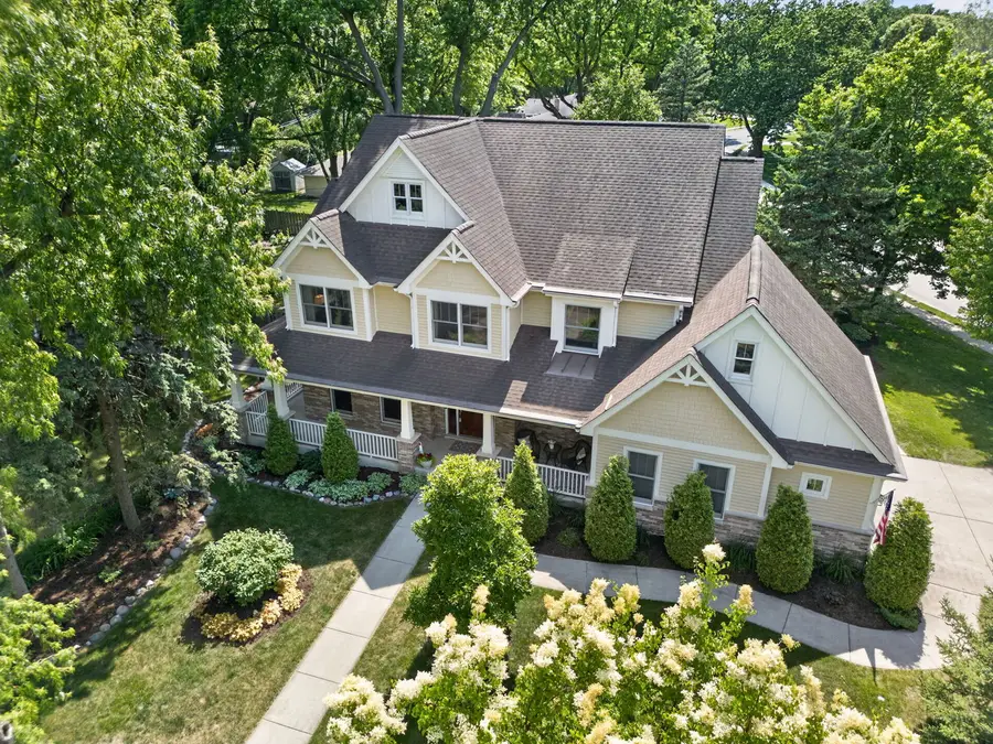 1045 Magnolia Lane, Naperville, IL 60540 - #2