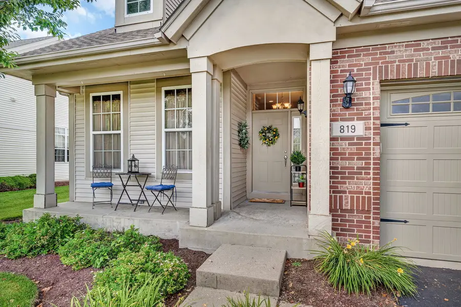 819 Canton Drive, Oswego, IL 60543 - #3