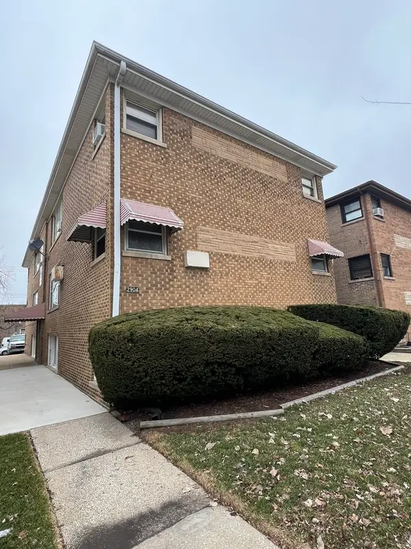 2904 W Foster Avenue #2F, Chicago, IL 60625