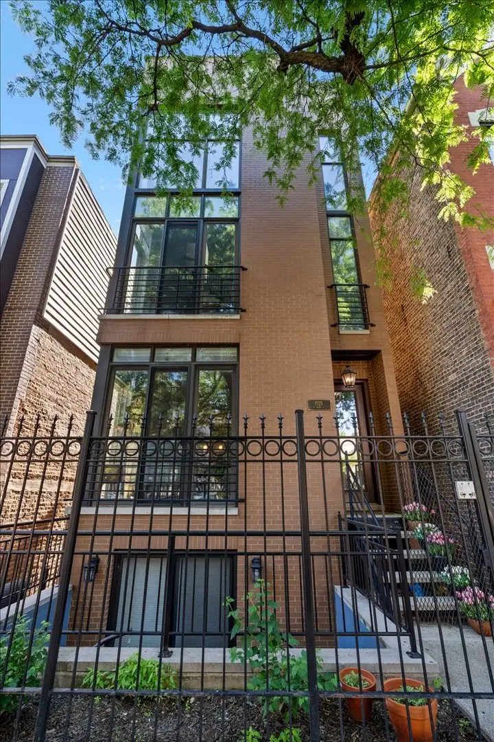 1525 N Wood Street #2, Chicago, IL 60622 - #2