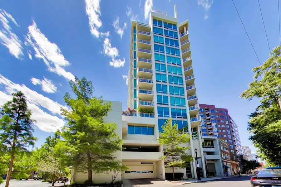 1570 Elmwood Avenue #909, Evanston, IL 60201 - #2
