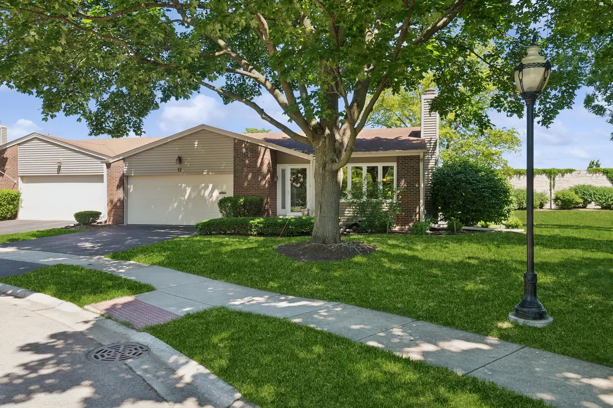 12 Pebblewood Trail, Naperville, IL 60563 - #1