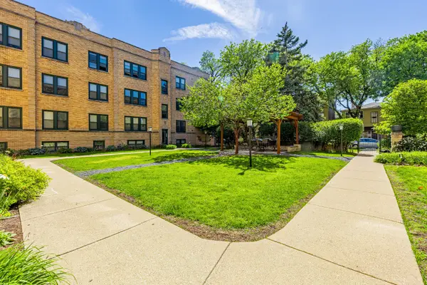 4035 N Mozart Street #2, Chicago, IL 60618