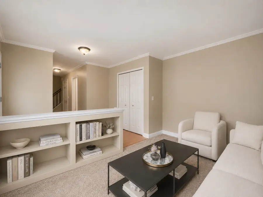 1150 Oakview Drive, Wheaton, IL 60187 - #3