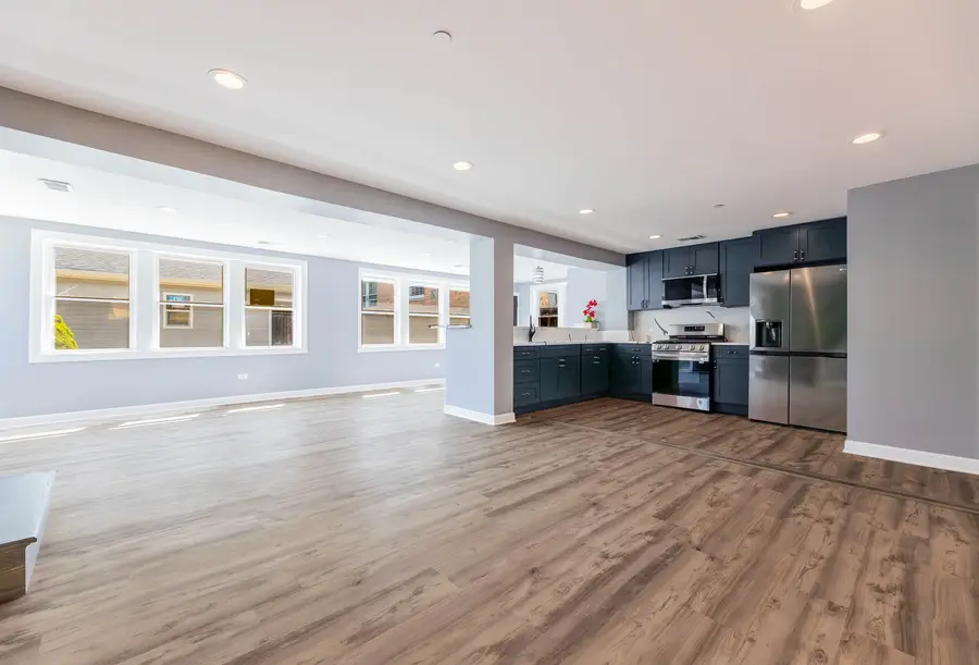 4900 S Laramie Avenue, Chicago, IL 60638 - #3