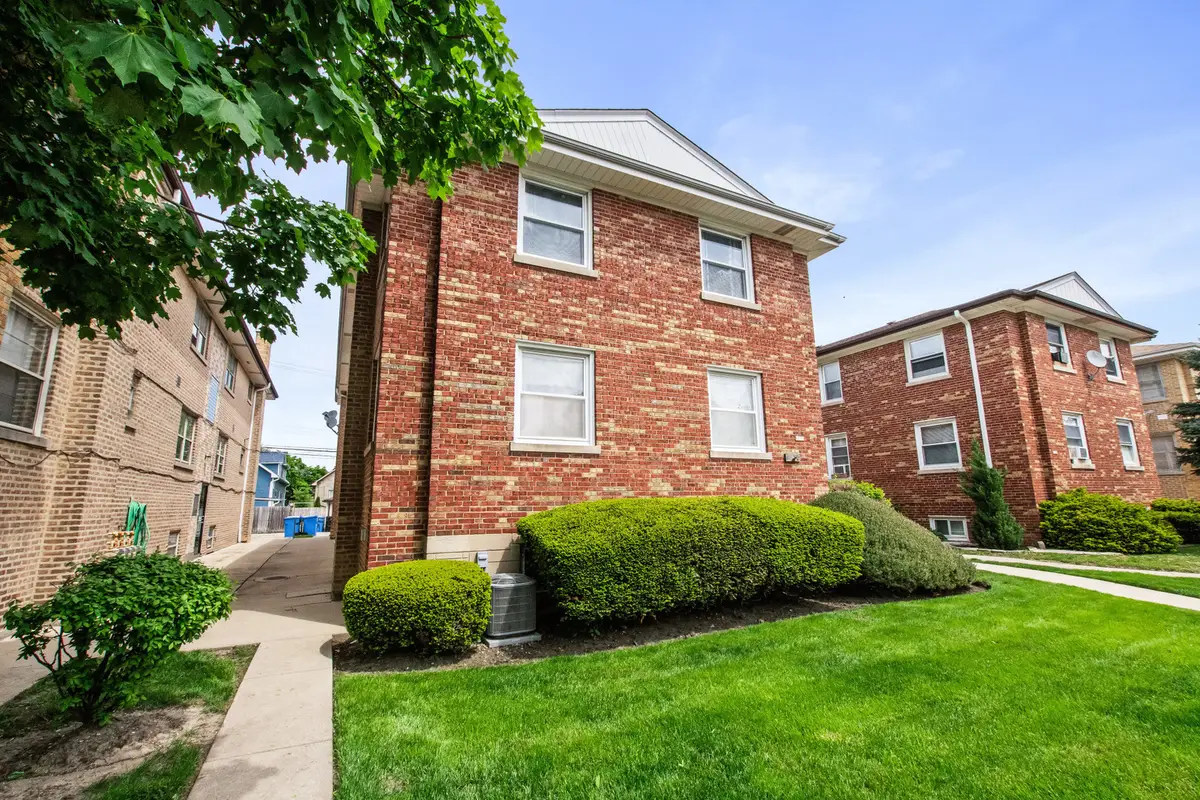 6252 W Irving Park Road, Chicago, IL 60634 - #1