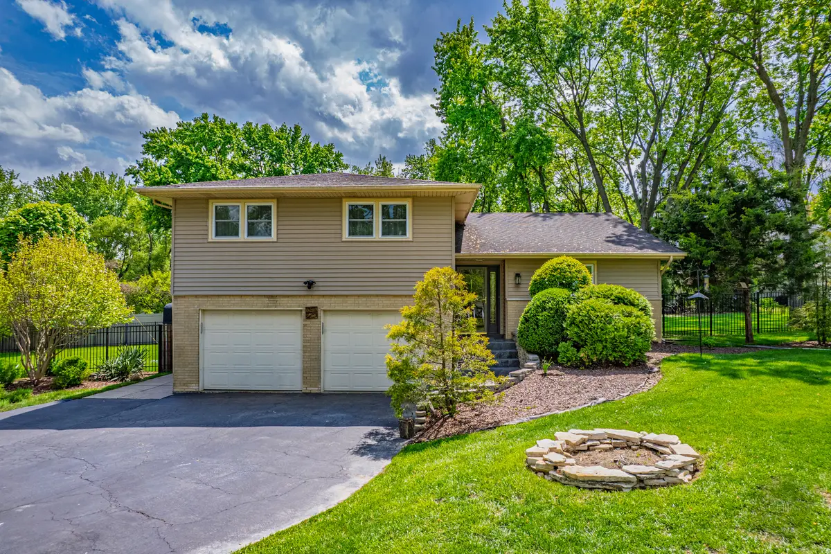 10S220 Alan Road, Naperville, IL 60564 - #1