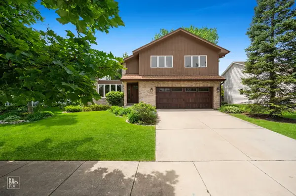 850 Young Street, Lemont, IL 60439
