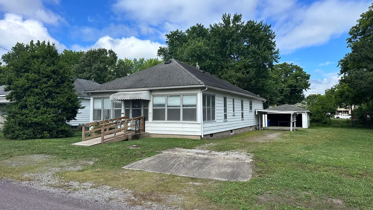 505 N Douglas Street, West Frankfort, IL 62896 - #1